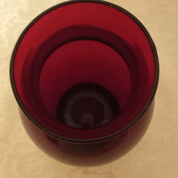 Vintage 1940s Ruby Red Vase 6 1/2" - Picture 3 of 4